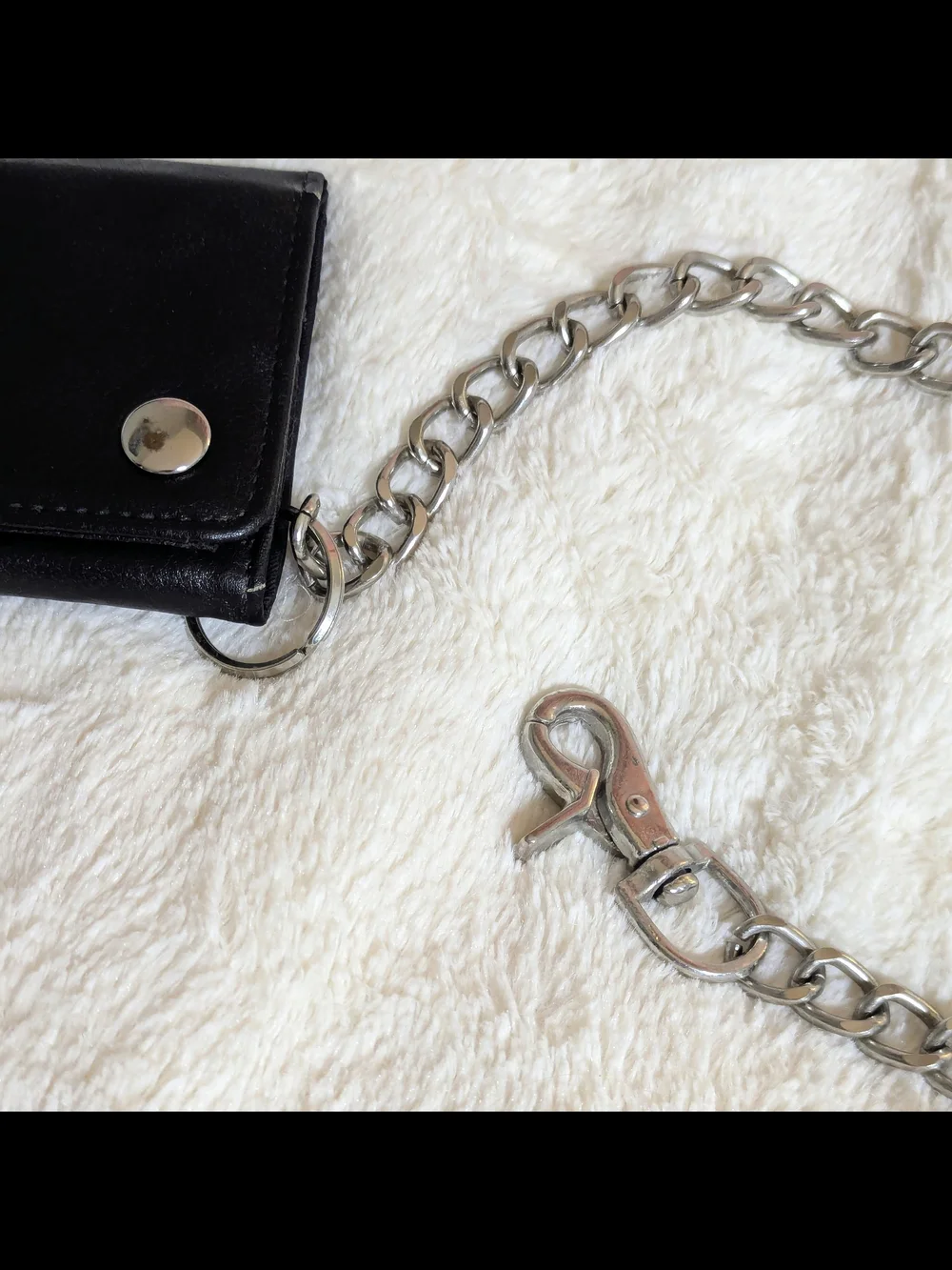Black Leather Chain Wallet with Silver Hardware - Picture 3 of 14